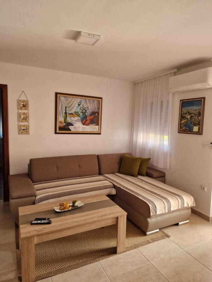 Villa Luka バーバリガ エクステリア 写真
