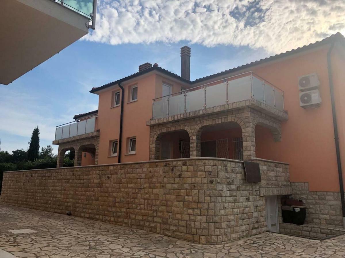 Villa Luka バーバリガ エクステリア 写真